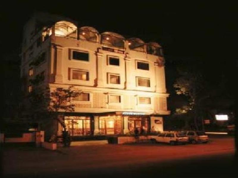 Hotel Parth Residency Ahmedabad Exterior foto